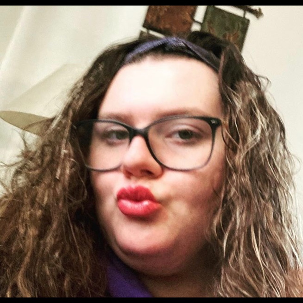 Meet your Posher, Tessa